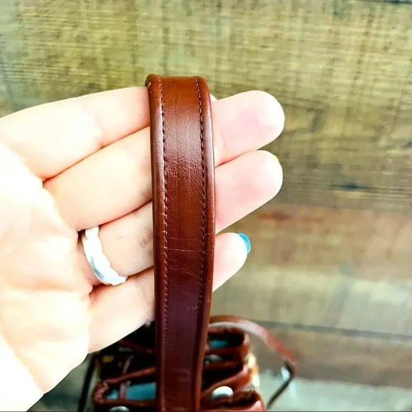 Huipil Guatemalan Artisan Drawstring Leather Hand/Wristlet - Picture 5 of 7